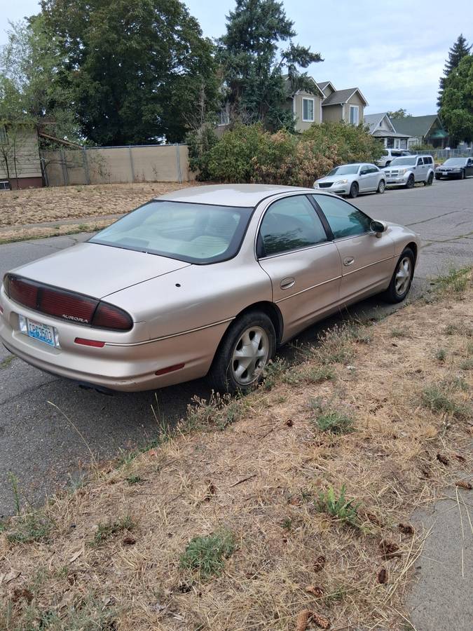 Oldsmobile-aurora-1995-1
