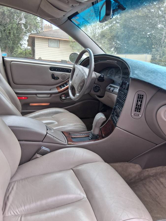 Oldsmobile-aurora-1995-2