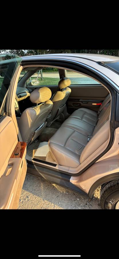 Oldsmobile-aurora-1995-brown-6