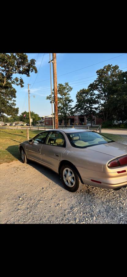 Oldsmobile-aurora-1995-brown-7