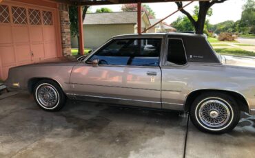 Oldsmobile-brougham-coupe-1984-custom-2