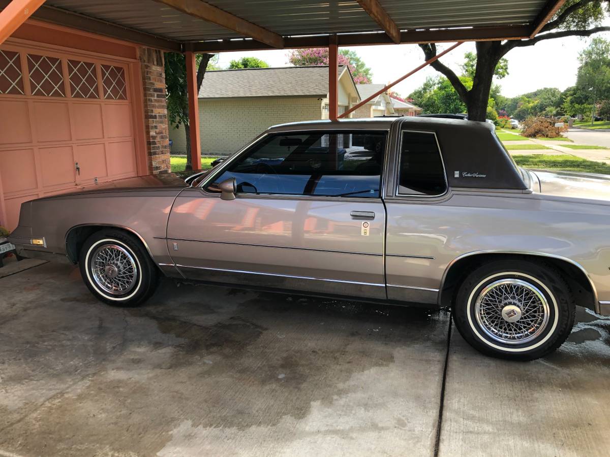 Oldsmobile-brougham-coupe-1984-custom-2
