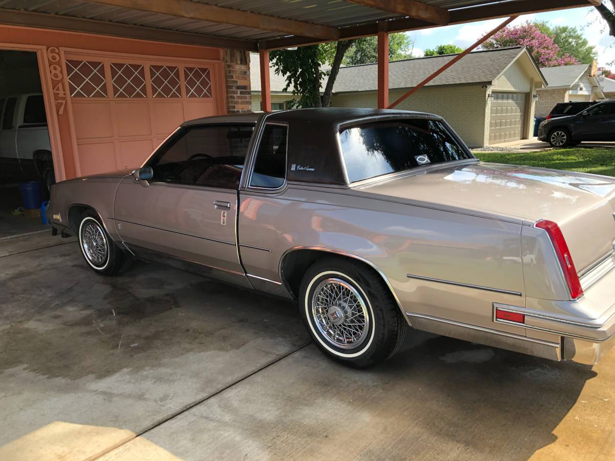 Oldsmobile-brougham-coupe-1984-custom-3