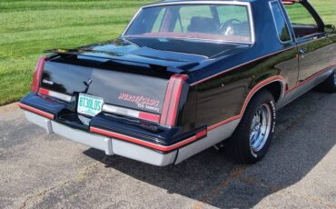 Oldsmobile-calais-1983-11