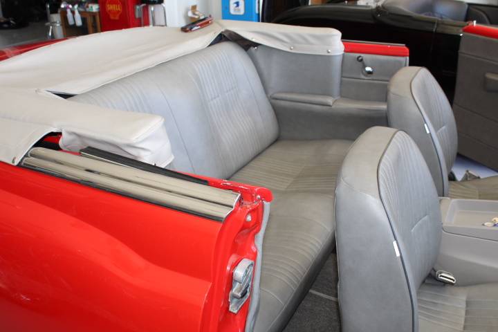 Oldsmobile-convertible-1951-16
