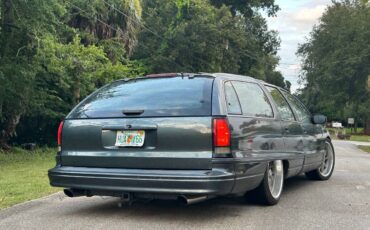 Oldsmobile-custom-cruiser-1991-1