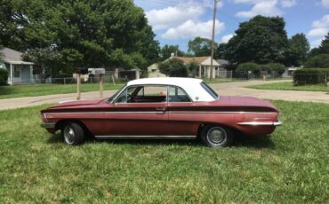 Oldsmobile-cutlass-1962-red-1