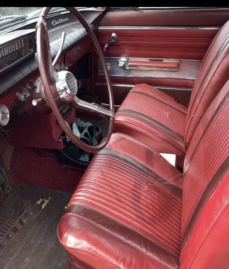 Oldsmobile-cutlass-1962-red-5