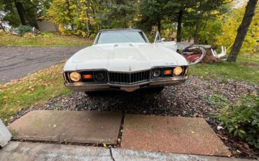 Oldsmobile-cutlass-1968-white