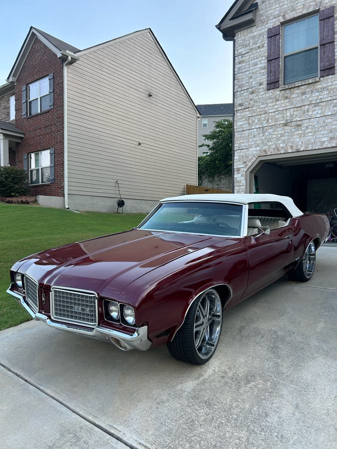 Oldsmobile-cutlass-1972-3