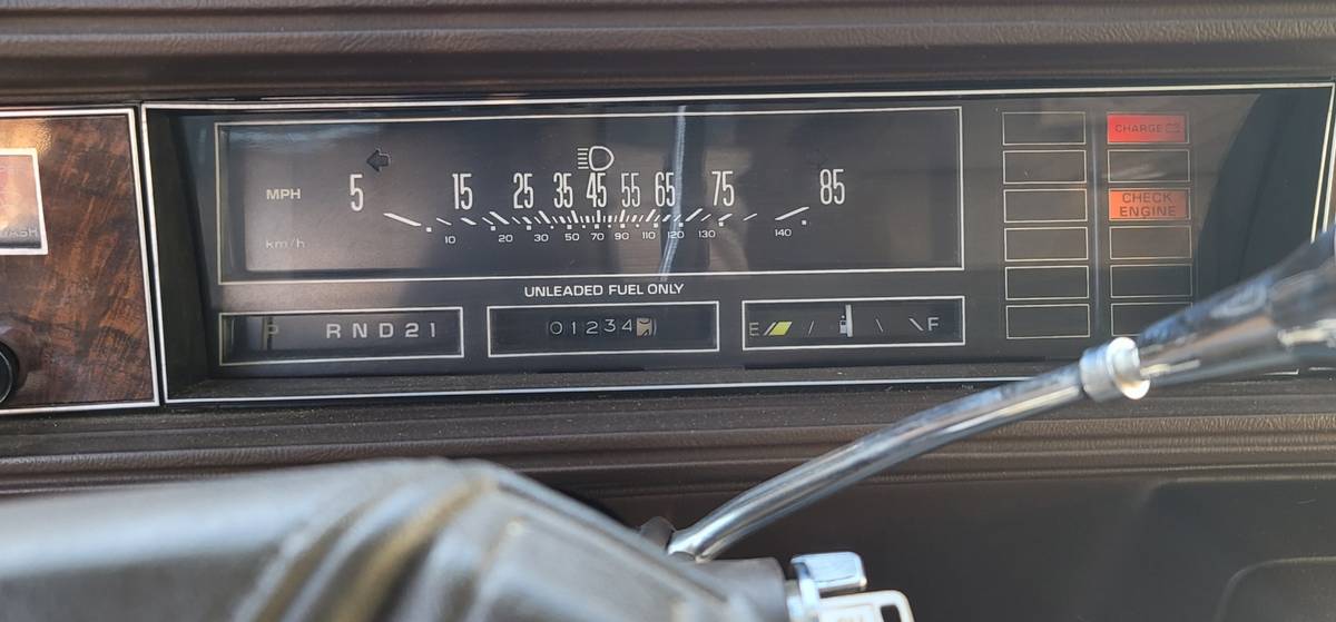 Oldsmobile-cutlass-1981-2