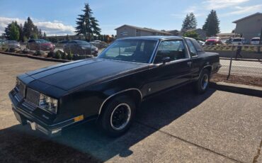 Oldsmobile-cutlass-1985-black-1