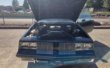 Oldsmobile-cutlass-1985-black-5