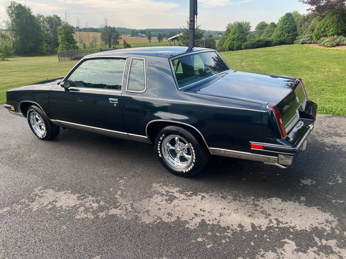 Oldsmobile-cutlass-1986-blue-5
