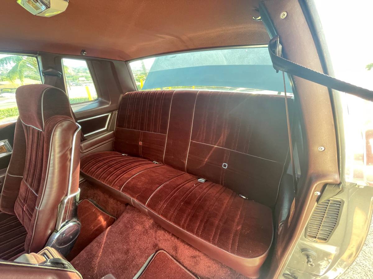 Oldsmobile-cutlass-442-1985-12