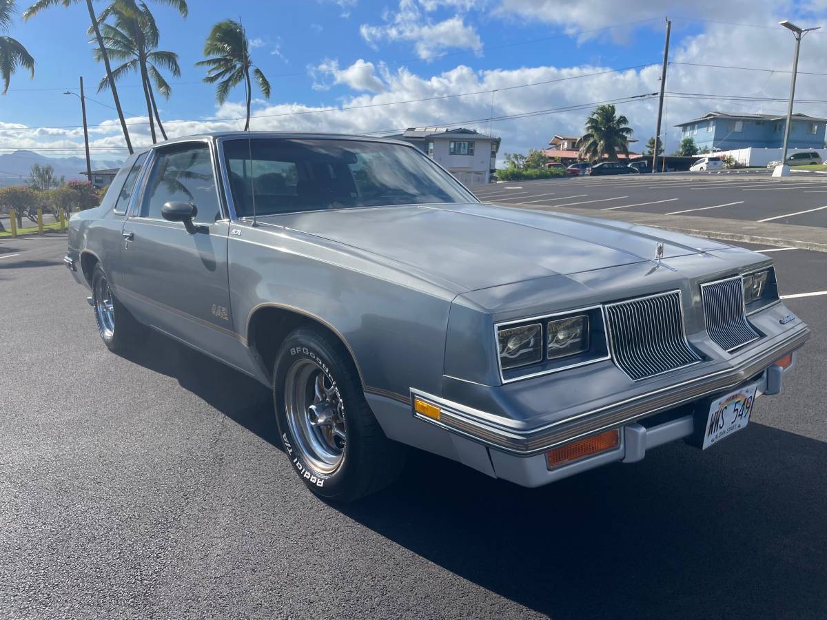 Oldsmobile-cutlass-442-1985-5