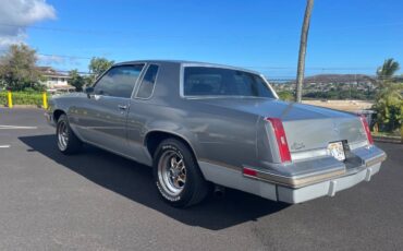 Oldsmobile-cutlass-442-1985-8