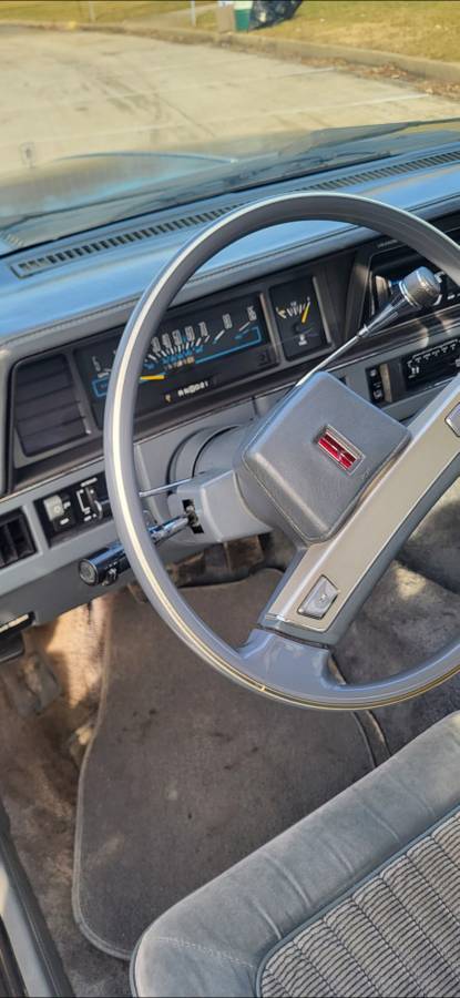 Oldsmobile-cutlass-ciera-1988-green-5