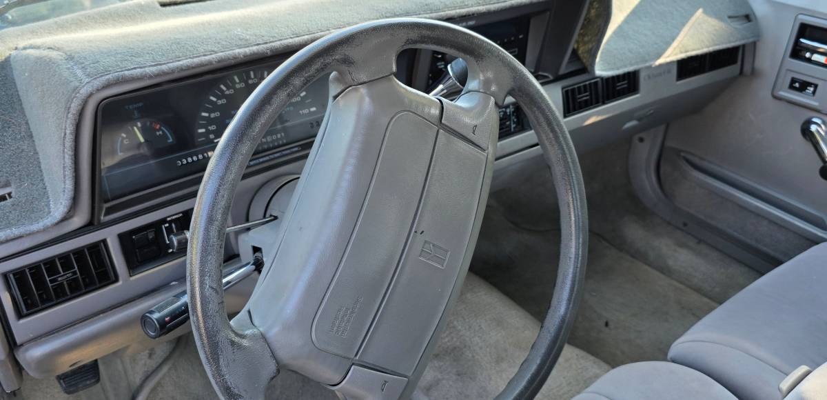 Oldsmobile-cutlass-ciera-1995-grey-12