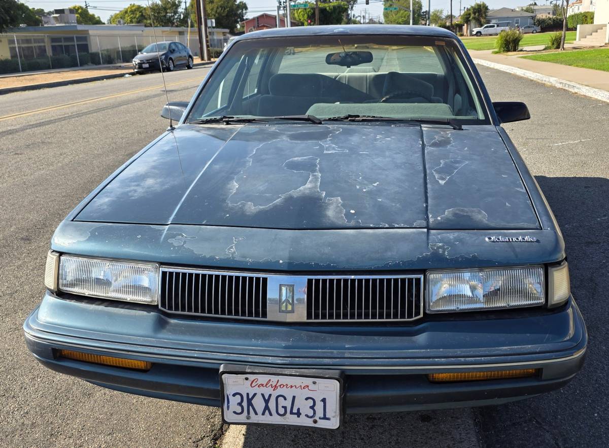 Oldsmobile-cutlass-ciera-1995-grey-5