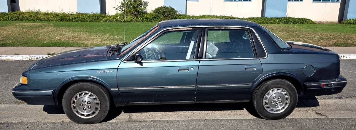 Oldsmobile-cutlass-ciera-1995-grey-7