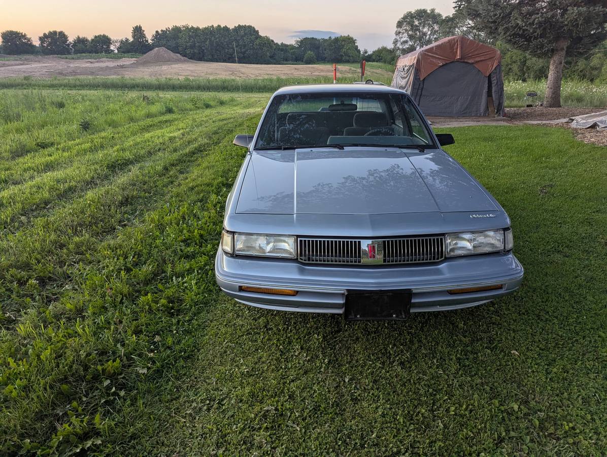 Oldsmobile-cutlass-ciera-sl-1995-blue-1