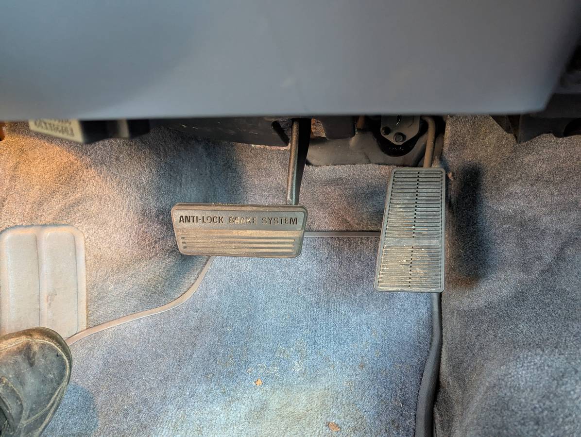 Oldsmobile-cutlass-ciera-sl-1995-blue-16