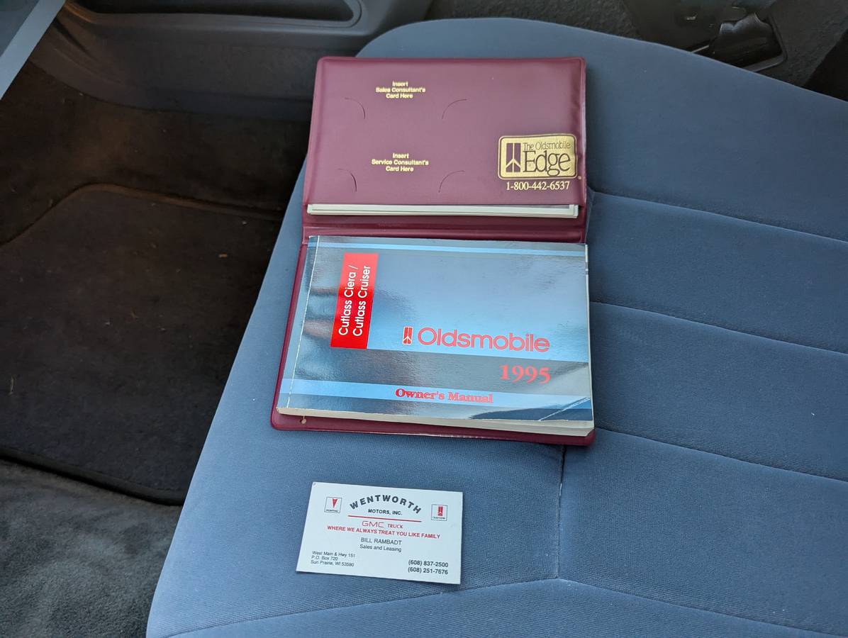 Oldsmobile-cutlass-ciera-sl-1995-blue-18