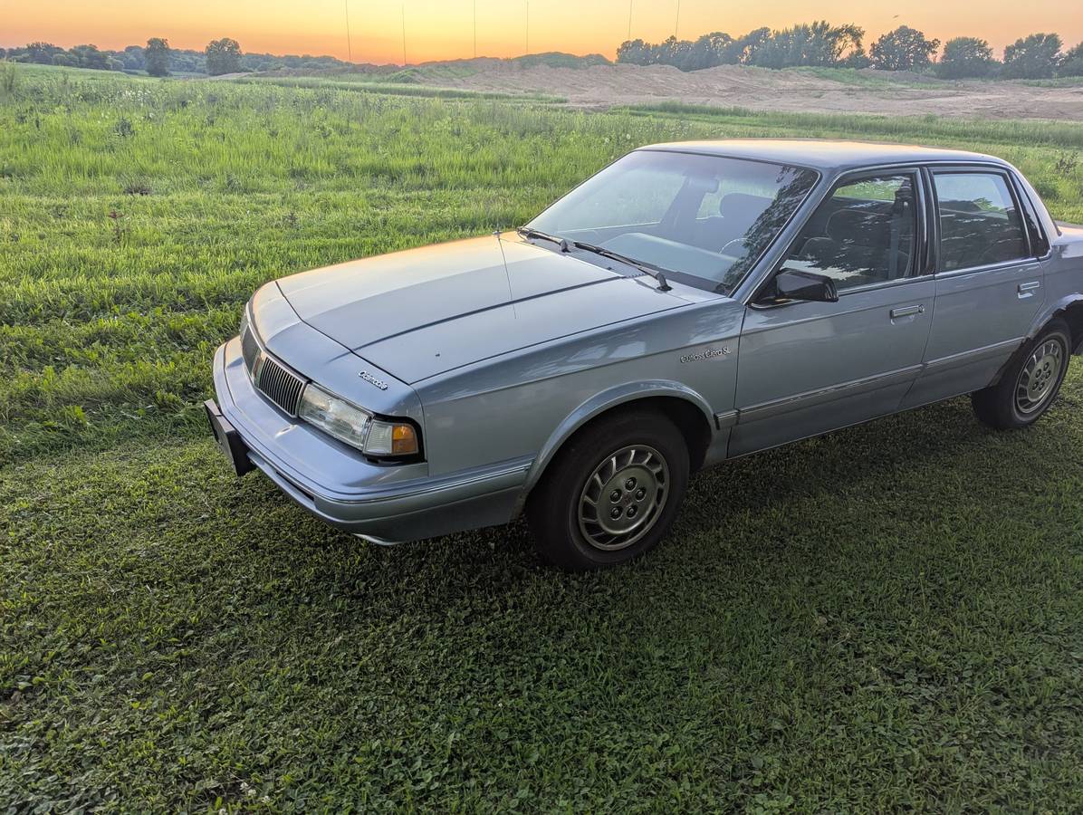 Oldsmobile-cutlass-ciera-sl-1995-blue-6