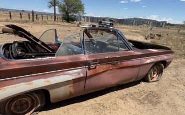 Oldsmobile-cutlass-convertible-1962-brown-5