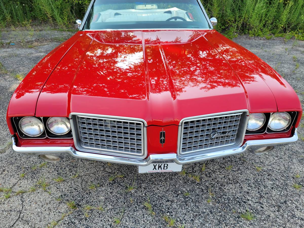 Oldsmobile-cutlass-convertible-1972-red