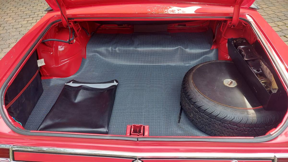 Oldsmobile-cutlass-diesel-1965-red-14