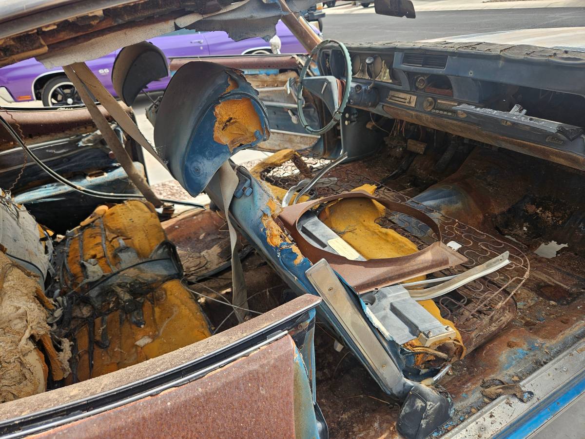 Oldsmobile-cutlass-s-1972-blue-2