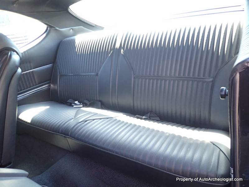 Oldsmobile-cutlass-s-holiday-coupe-w31-1969-black-12