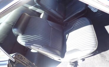Oldsmobile-cutlass-s-holiday-coupe-w31-1969-black-15