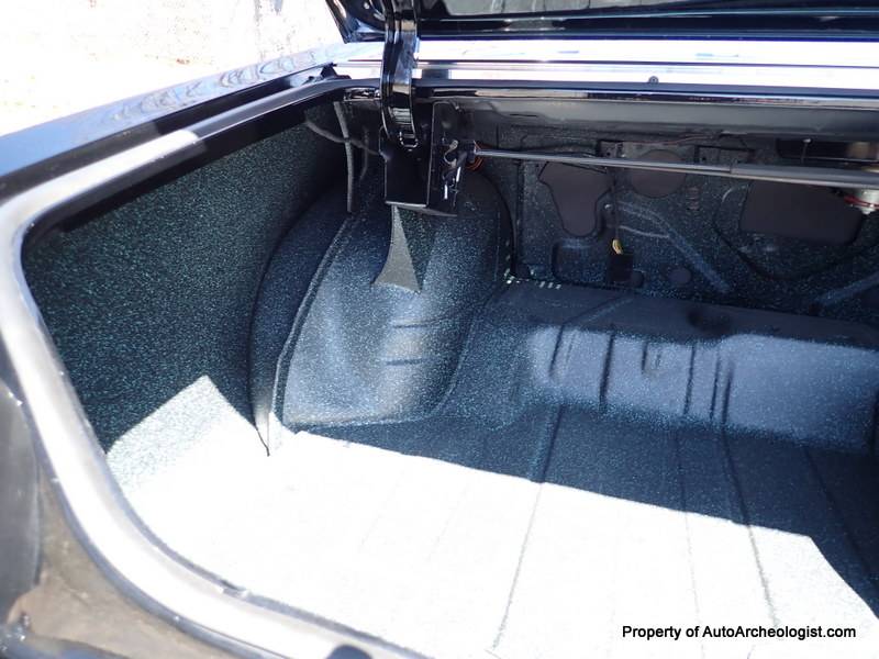 Oldsmobile-cutlass-s-holiday-coupe-w31-1969-black-23