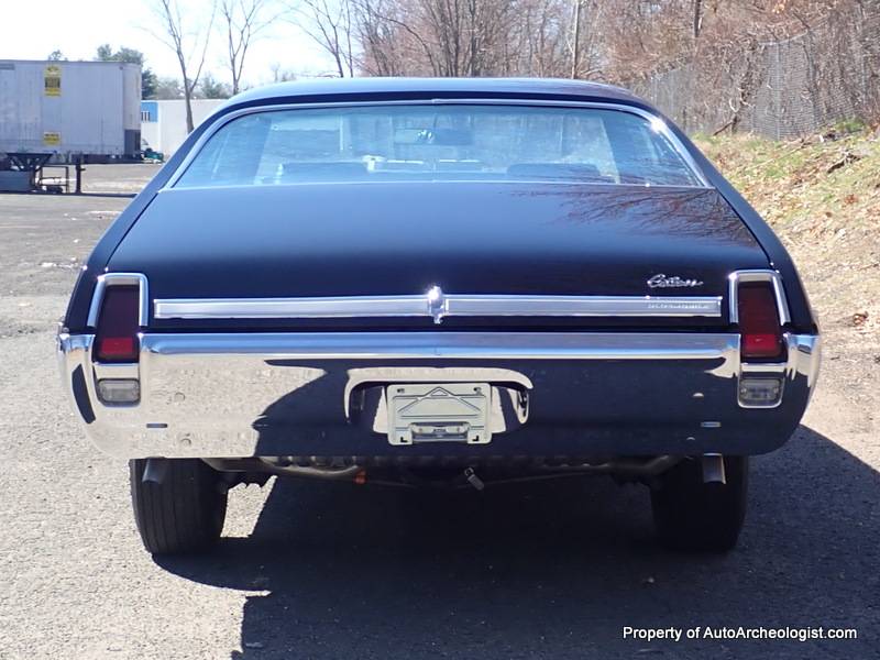 Oldsmobile-cutlass-s-holiday-coupe-w31-1969-black-3