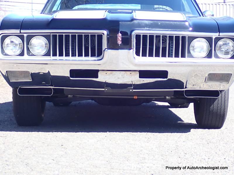 Oldsmobile-cutlass-s-holiday-coupe-w31-1969-black-5