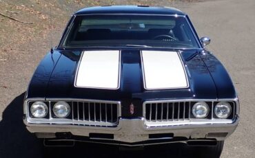 Oldsmobile-cutlass-s-holiday-coupe-w31-1969-black-7