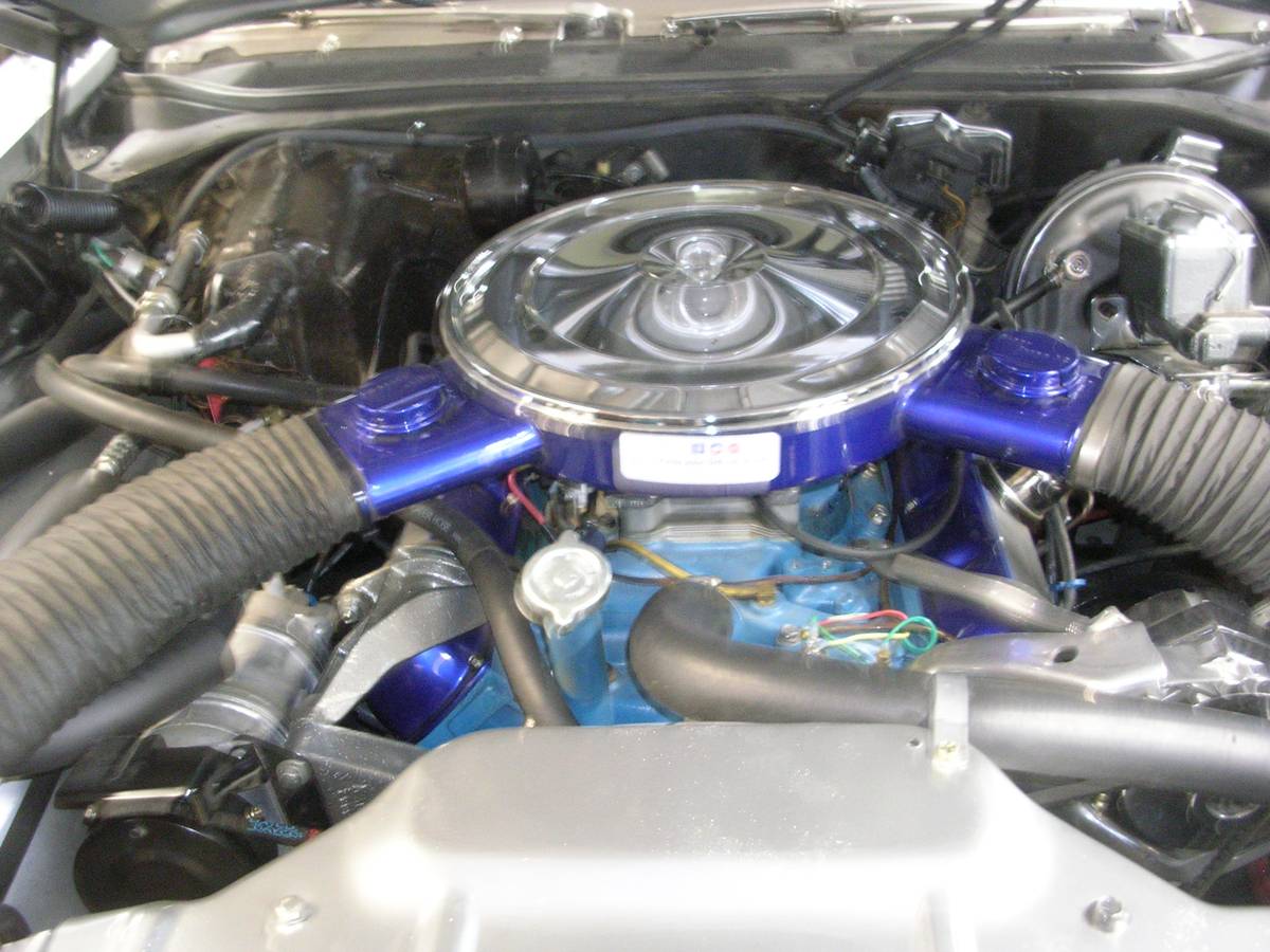 Oldsmobile-cutlass-supreme-1968-blue-9