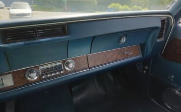 Oldsmobile-cutlass-supreme-1970-21