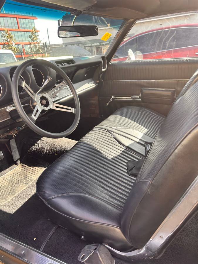 Oldsmobile-cutlass-supreme-1973-brown-13