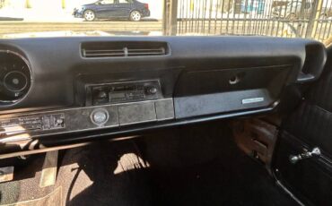 Oldsmobile-cutlass-supreme-1973-brown-18