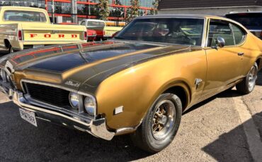 Oldsmobile-cutlass-supreme-1973-brown