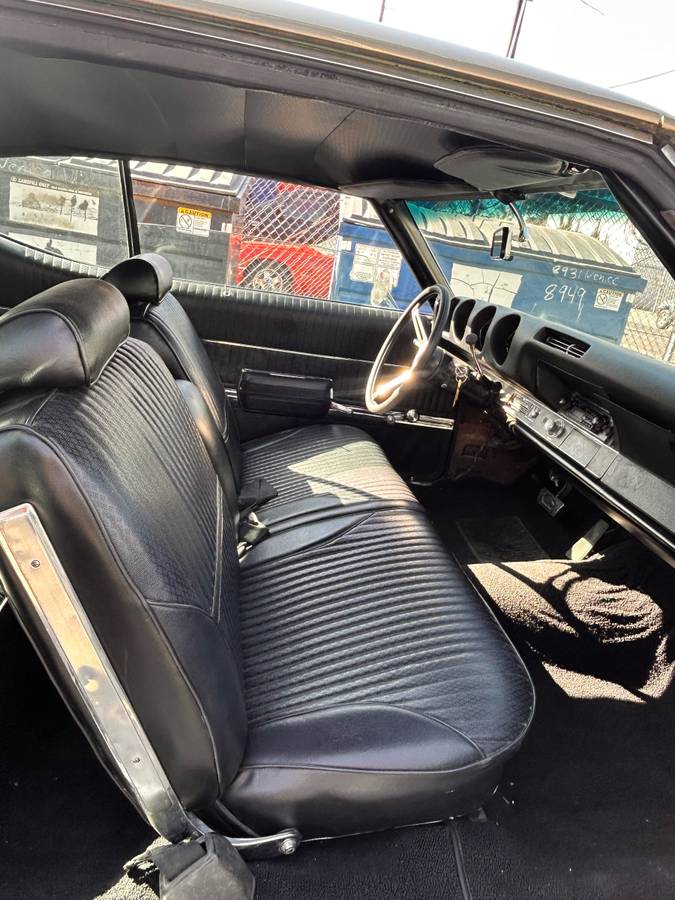 Oldsmobile-cutlass-supreme-1973-brown-9