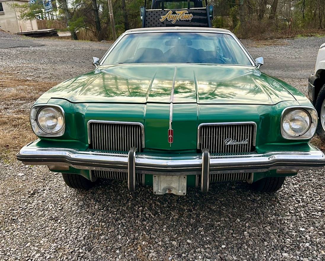Oldsmobile-cutlass-supreme-1973-green-1