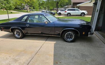 Oldsmobile-cutlass-supreme-1975-blue-2