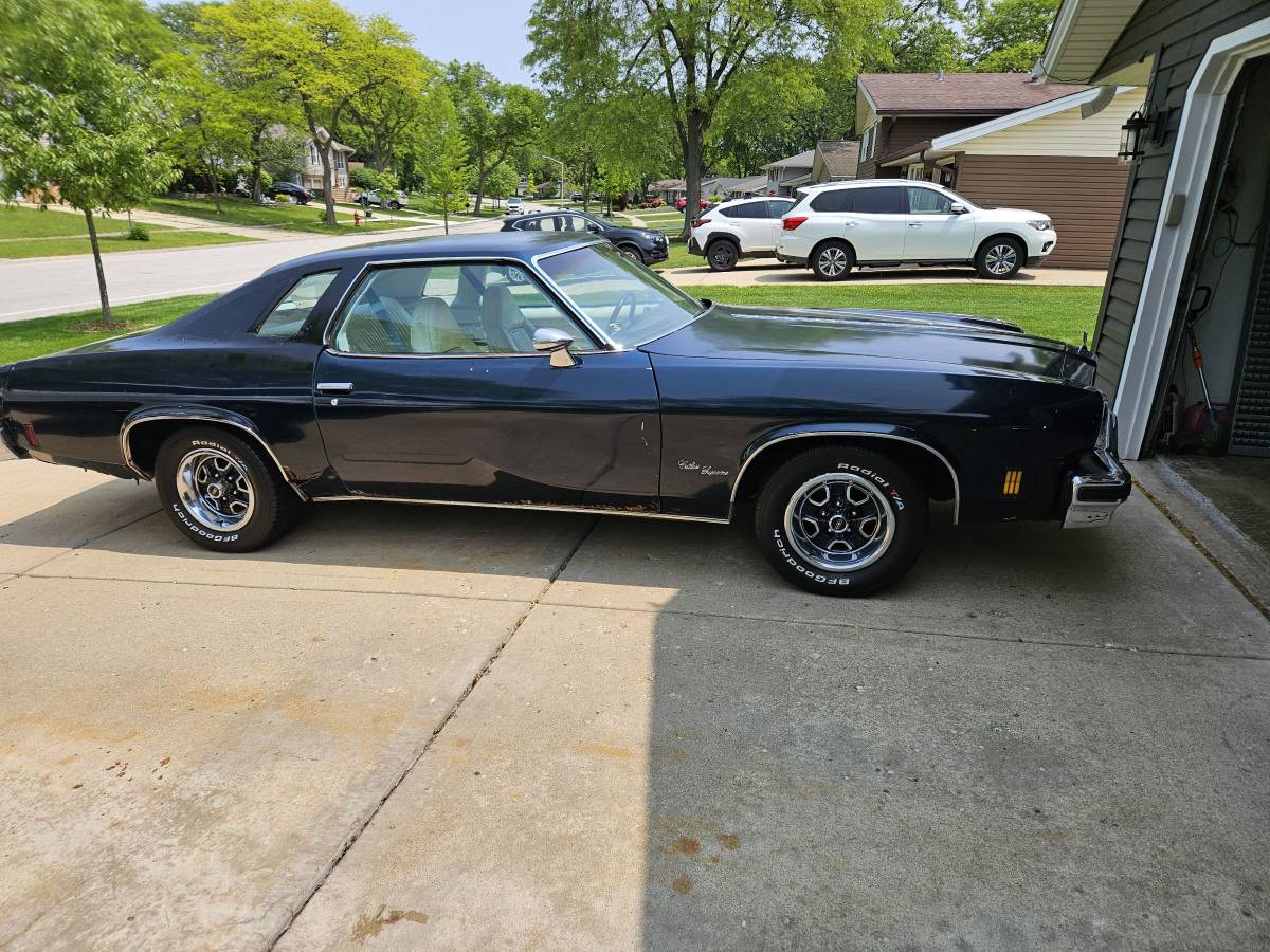 Oldsmobile-cutlass-supreme-1975-blue-2