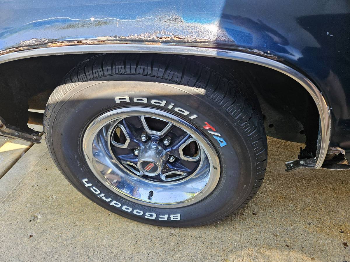 Oldsmobile-cutlass-supreme-1975-blue-4