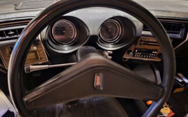 Oldsmobile-cutlass-supreme-1975-blue-7